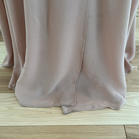 Reformation Nude Wrap Dress size M. Good condition - Picture 12 of 13